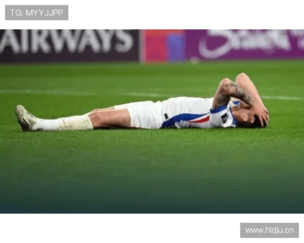 上海申花作为争冠竞争者,当前赛季表现起伏明显,球队冠军气质稳定性面临考验 上海申花作为争冠竞争者,当前赛季表现起伏明显,球队冠军气质稳定性面临考验